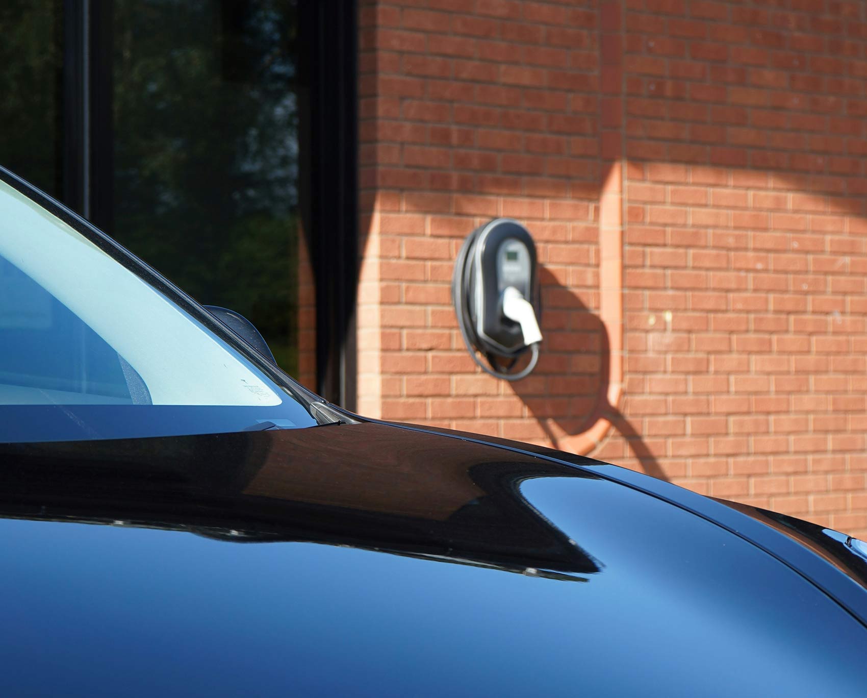 Air Energie : installation de borne de recharge pour la voiture électrique à Bordeaux, Libourne, Mâcon, prises renforcées